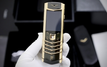 Signature S Dragon Yellow Gold